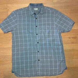 Like new grey plaid Haggar men's short sleeve shirt